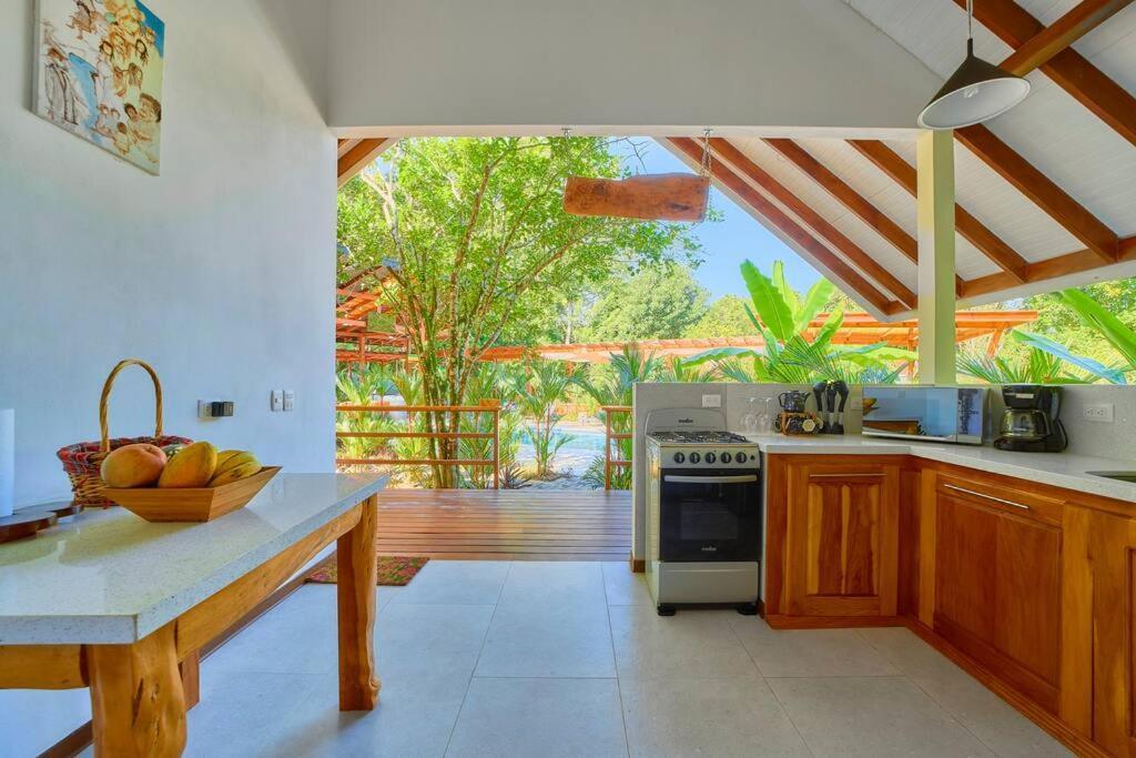 Casa Kristel - Exquisite Villa Getaway Puerto Viejo de Talamanca Екстериор снимка